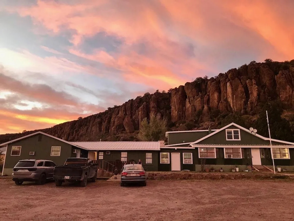 Mountainside Inn
