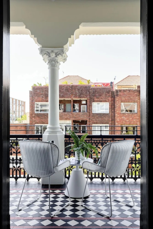 Premium Double room with balcony (full double bed)