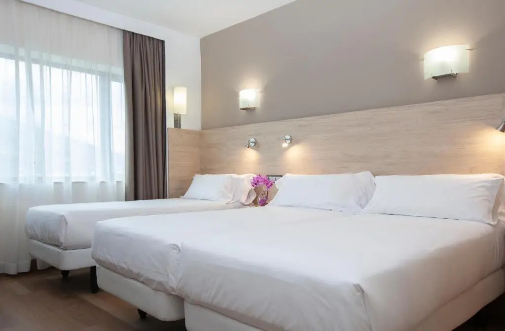 Hotel Puerta de Bilbao - Chambres