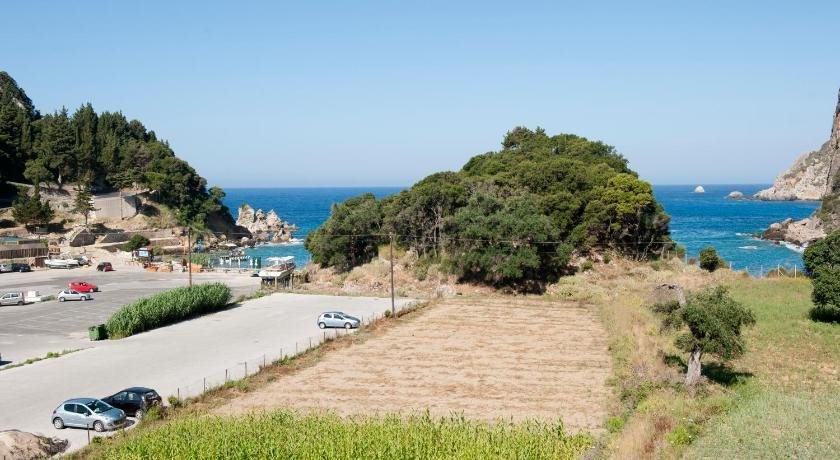 Beach & Waterfront