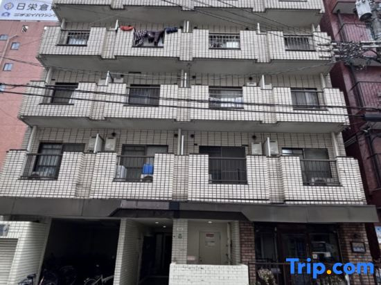 Watanabe 12m｜Airport 17m｜Sleeps 4｜Projector - 506