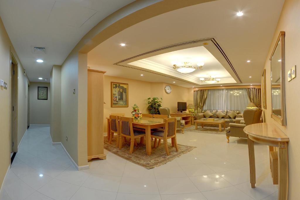 Deira Suites Deluxe Hotel Suites