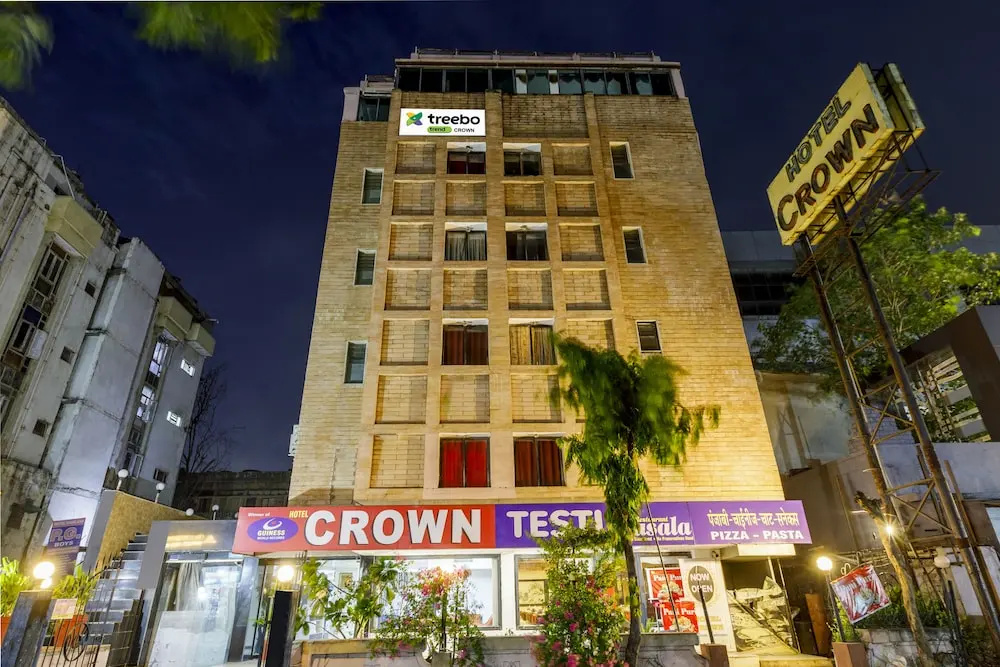 Hotel Crown