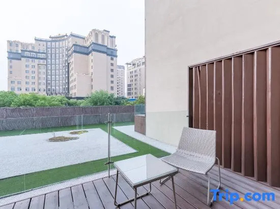 Balcony & Terrace