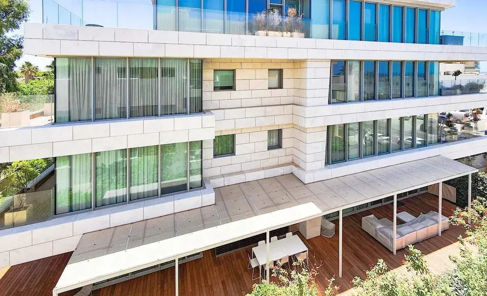 Beautiful Apartment Near Beach H1