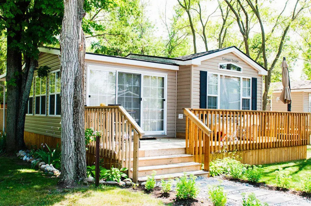 Great Blue Resorts - Lantern Bay Resort