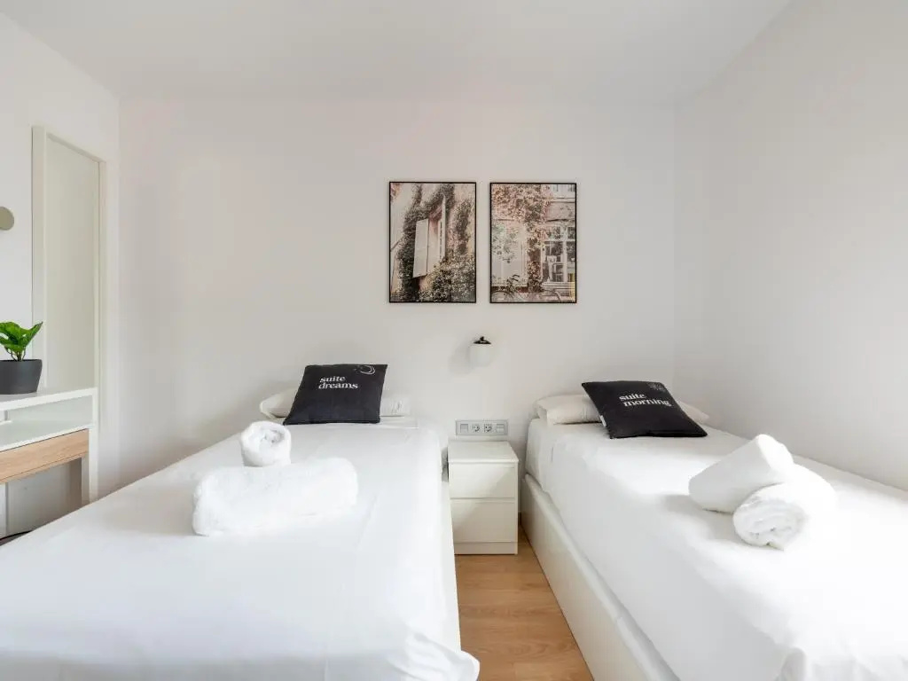 Limehome Barcelona Carrer de Fontcoberta — фото