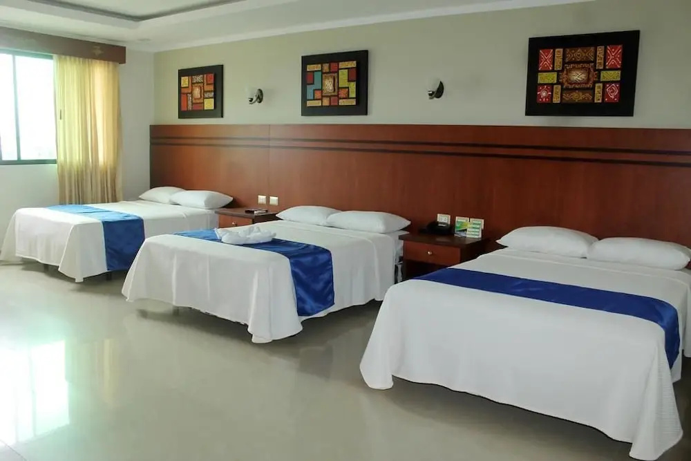 Standard Triple room