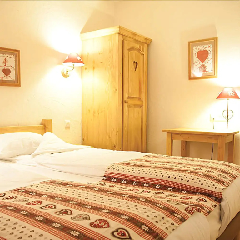 The Originals Boutique, Hôtel La Ferme du Pape, Eguisheim - Chambres