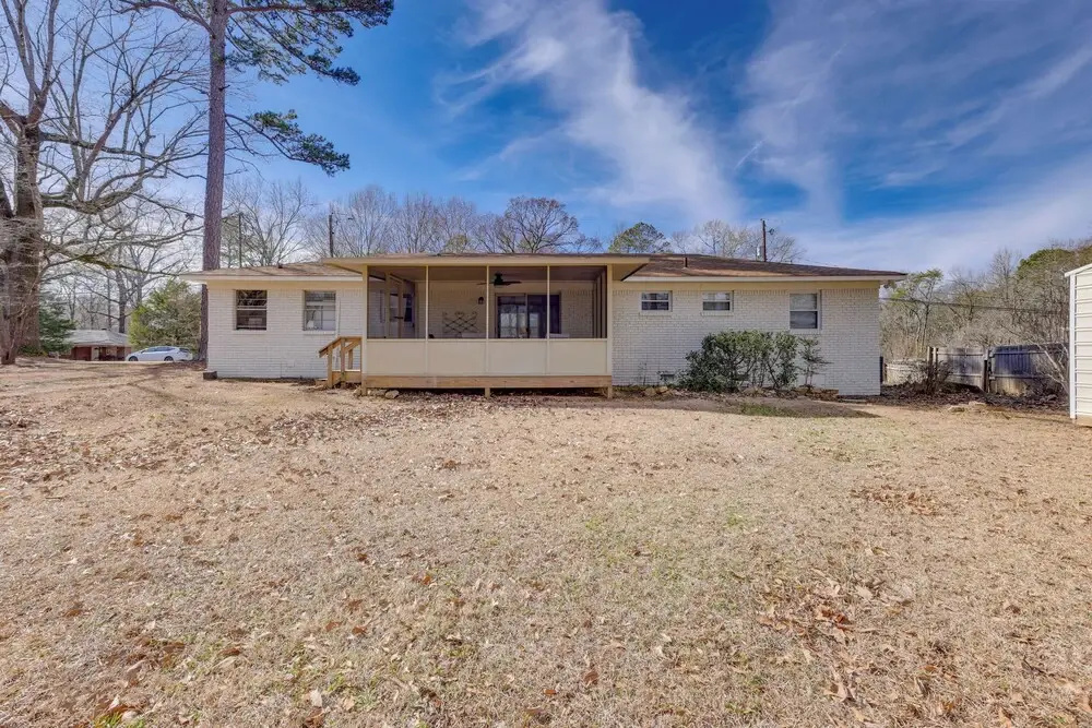 10 Mi to Uab: Inviting Home w/ Free Parking & Wifi