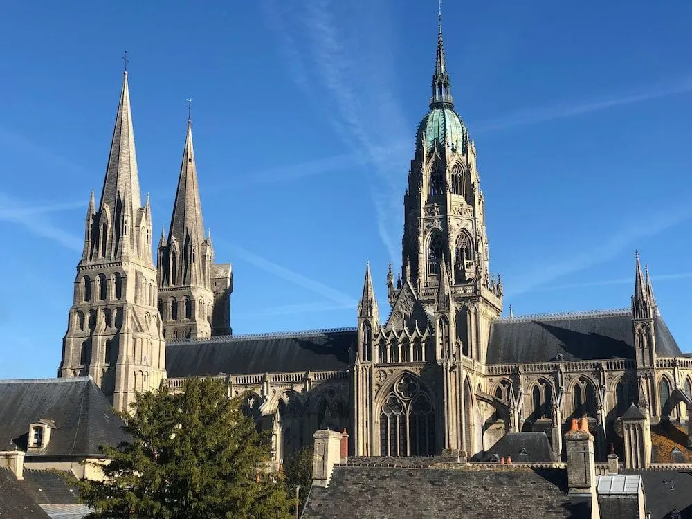Voir la photo 1 — La Tour Louise