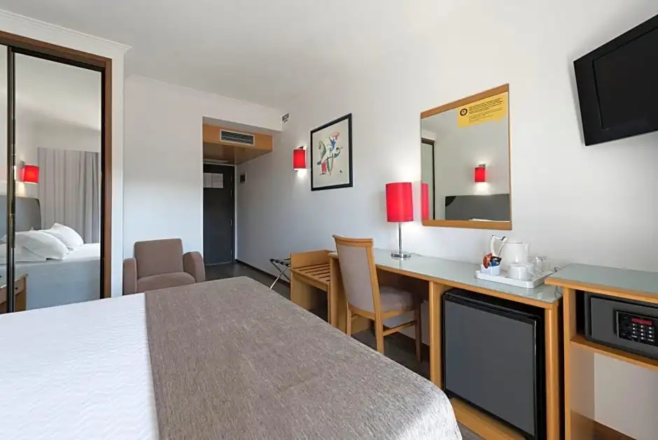 Varzinn Hotel - Chambres