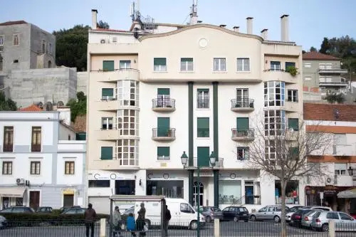 Al Embaixador