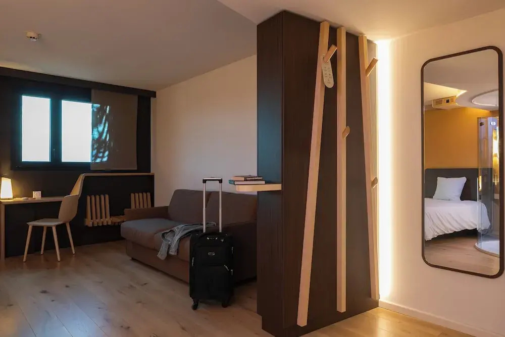 Nomad Dijon — фото 4