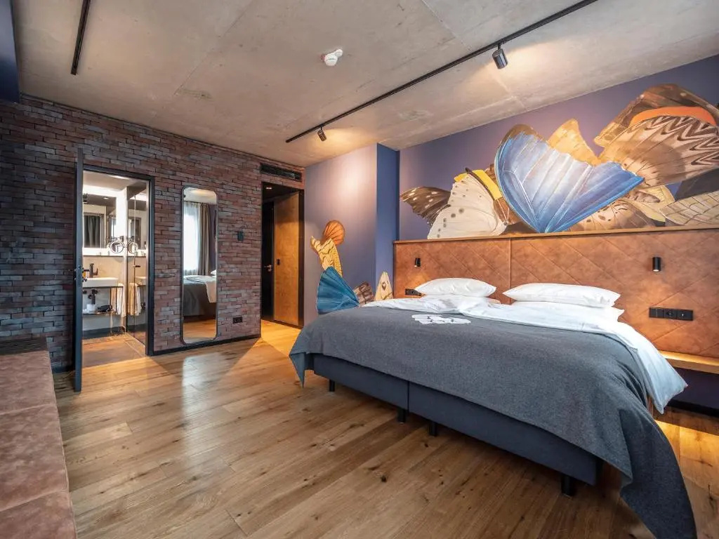 Superior room