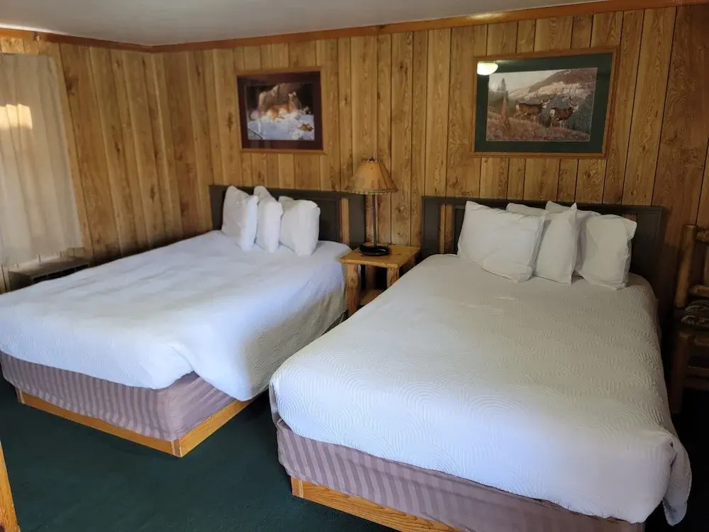 Standard Quadruple room with view