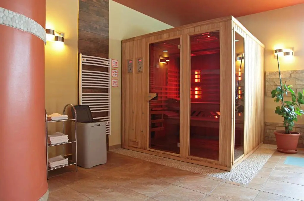 Adler Hotel és Étterem - фото 8