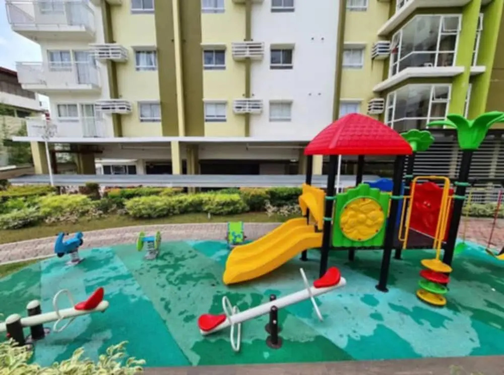 Romantic Purple 1-bedroom 5-8 pax in CDO