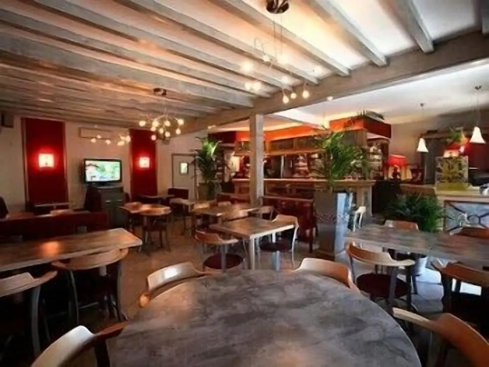Hotel photo 13