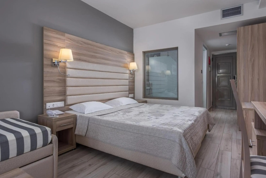 Dionysos Hotel & Suites - Général