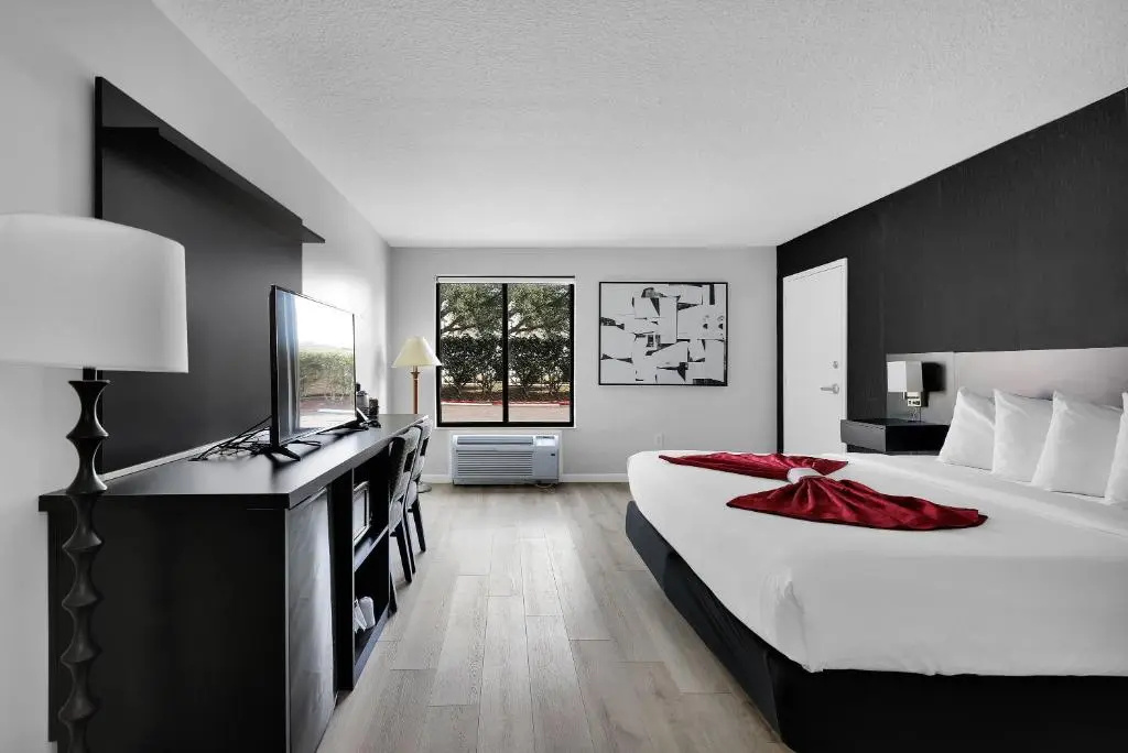 Ramada Jacksonville South Conference Center - Chambres