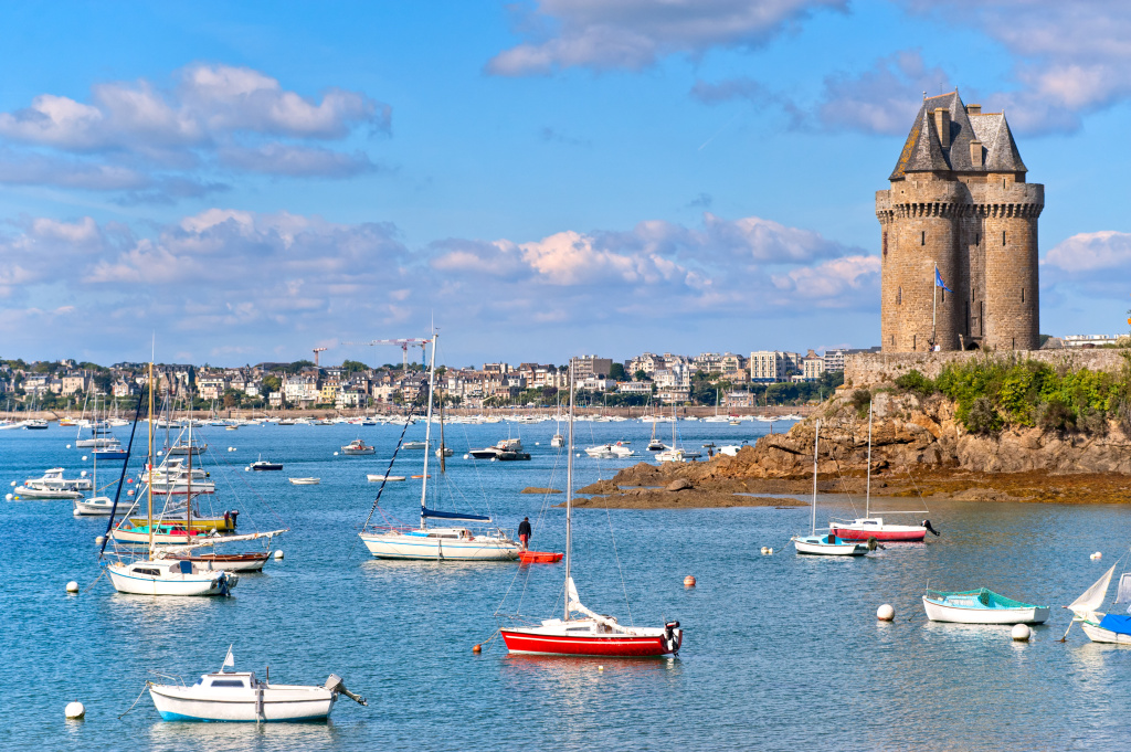 Beach & Waterfront