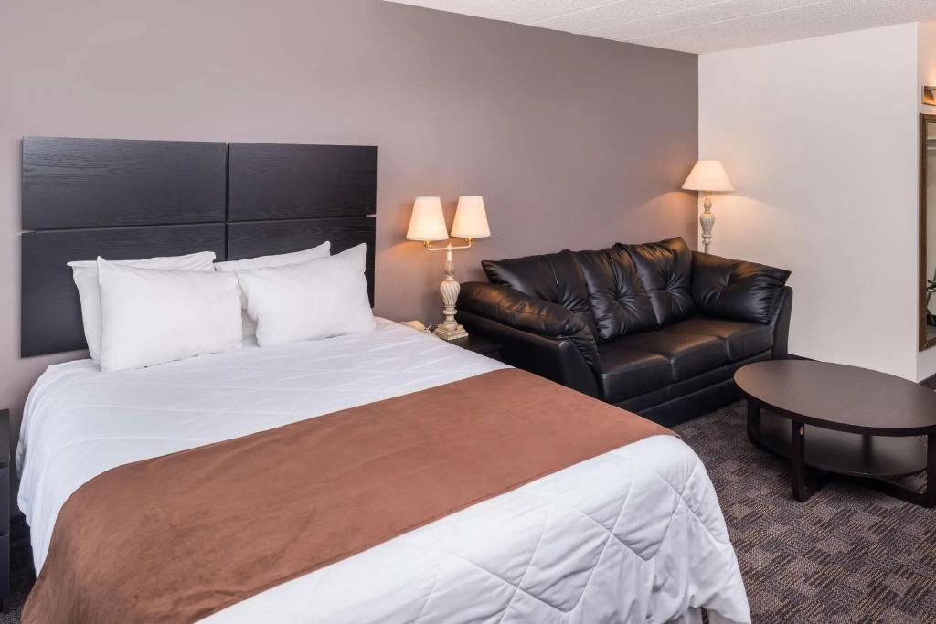 Days Inn by Wyndham Sudbury & Conference Centre - Chambres