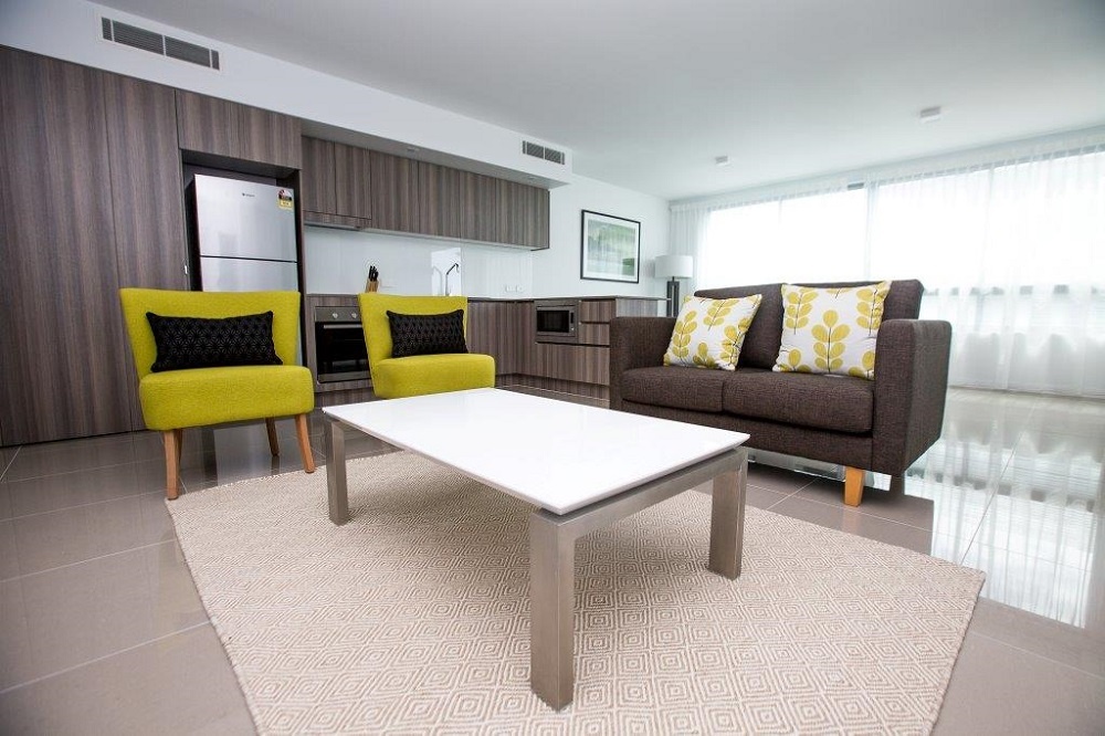 2 Bedrooms Apartment with balcony and with partial sea view