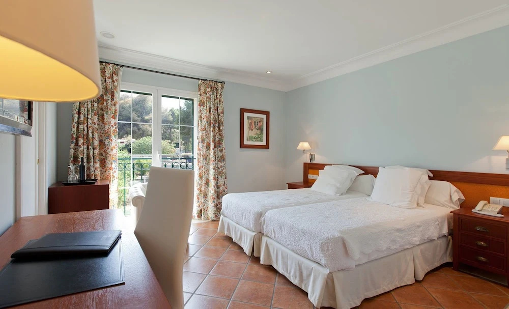 Superior Double room with sea view (twin beds)
