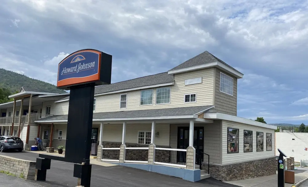 Motel 6 Lake George
