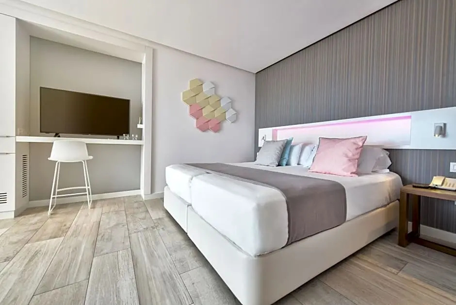 Hotel Garbi Ibiza & Spa - Chambres