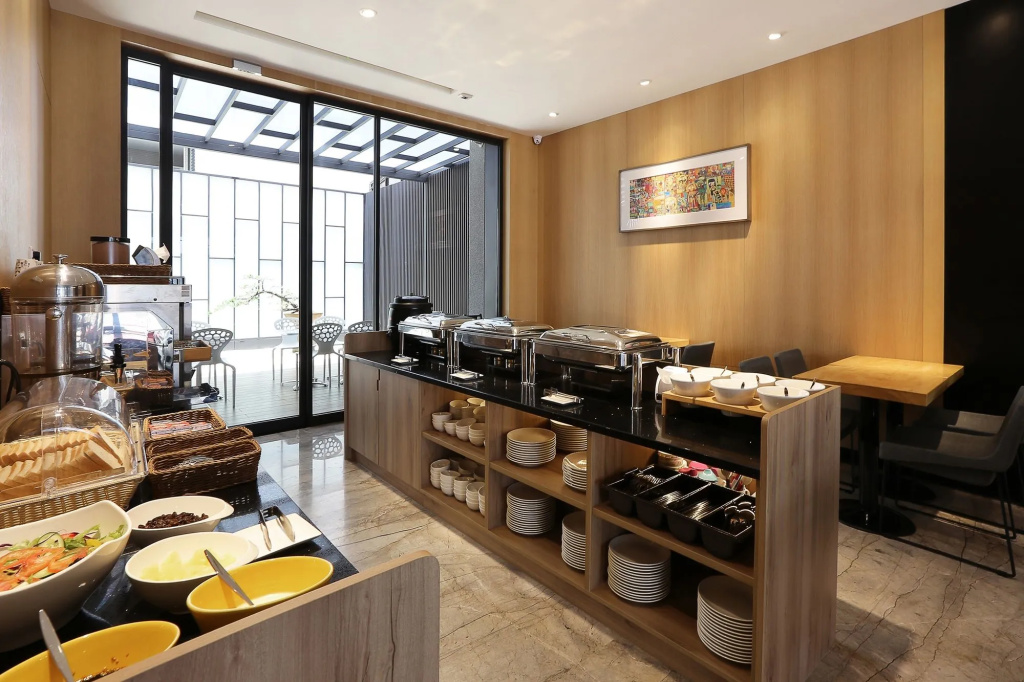 Hotel photo 11