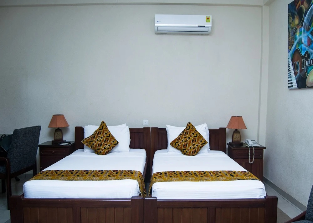 Coconut Grove Regency Hotel - Chambres