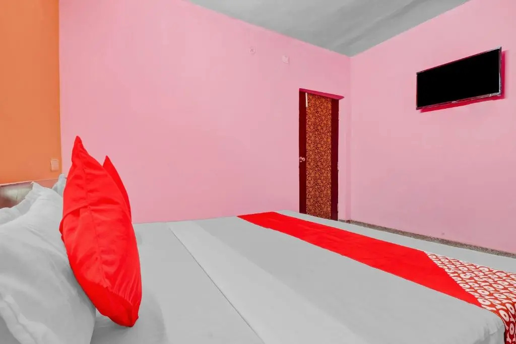 OYO Flagship 83438 Hotel Dream Empire