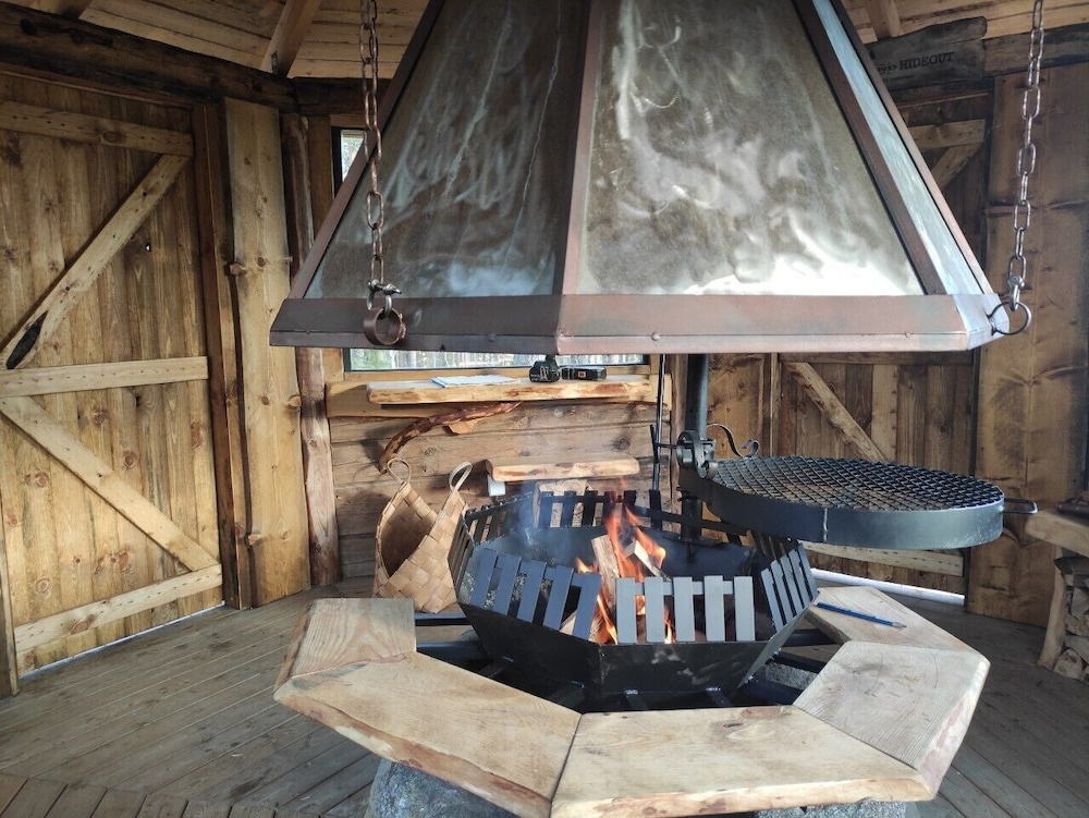 Nordic Island Hideout Glamping Resort