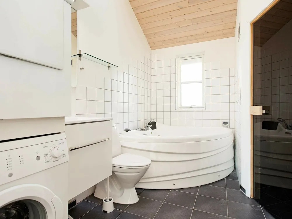 Superb Holiday Home in Gedser Denmark With Spa - фото 9