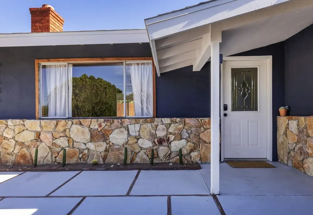 Splash House W/ Private Pool & Fire Pit Dogs Welcome Free 3 Bedroom Home by RedAwning
