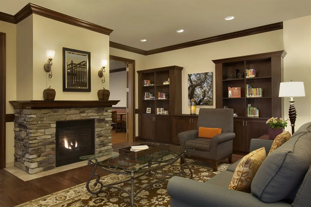 Lobby & Reception