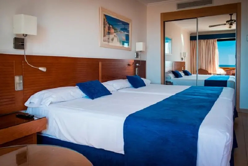 Standard Double room with balcony and with sea view (full double bed)
