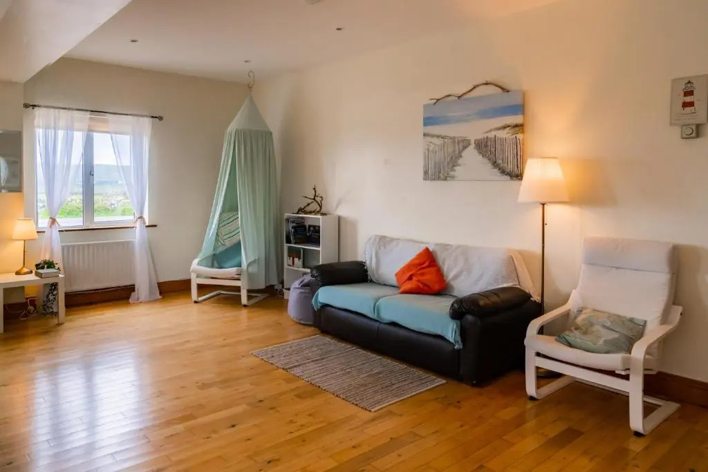 Aran Walkers Lodge (Adults Only) — фото 5