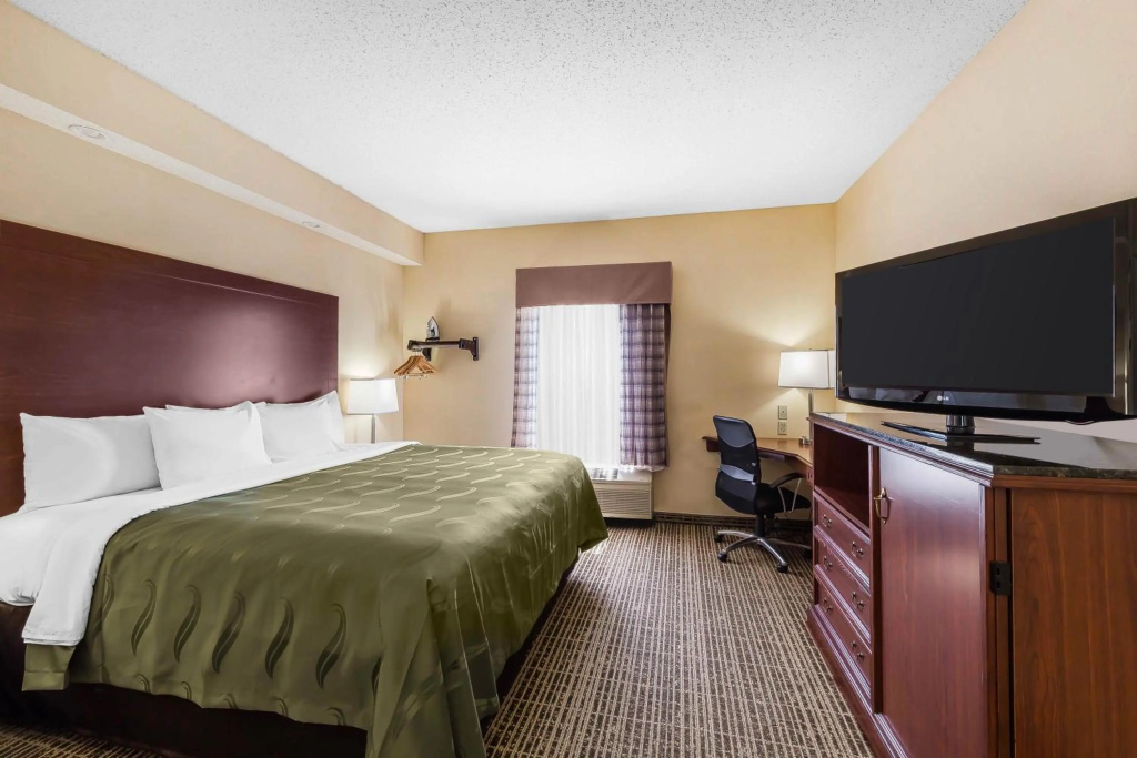 Quality Inn Alcoa Knoxville — 3