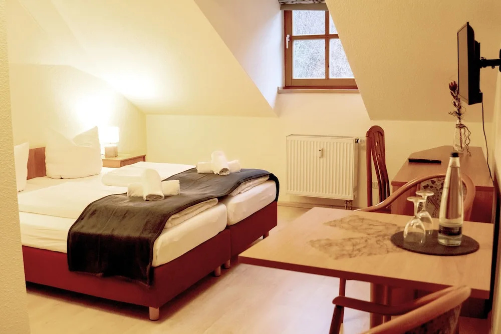 Landhotel Donaublick — 2
