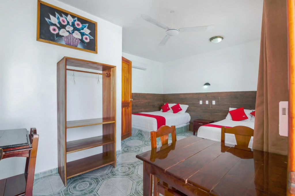 Hotel photo 12