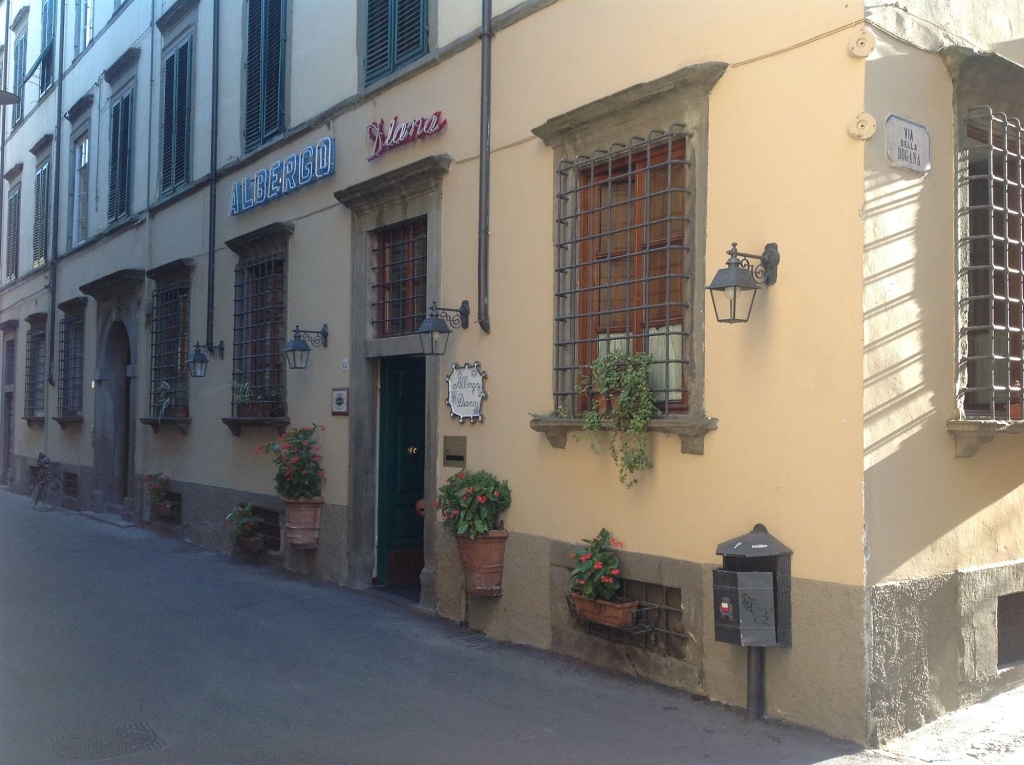 Hotel Diana