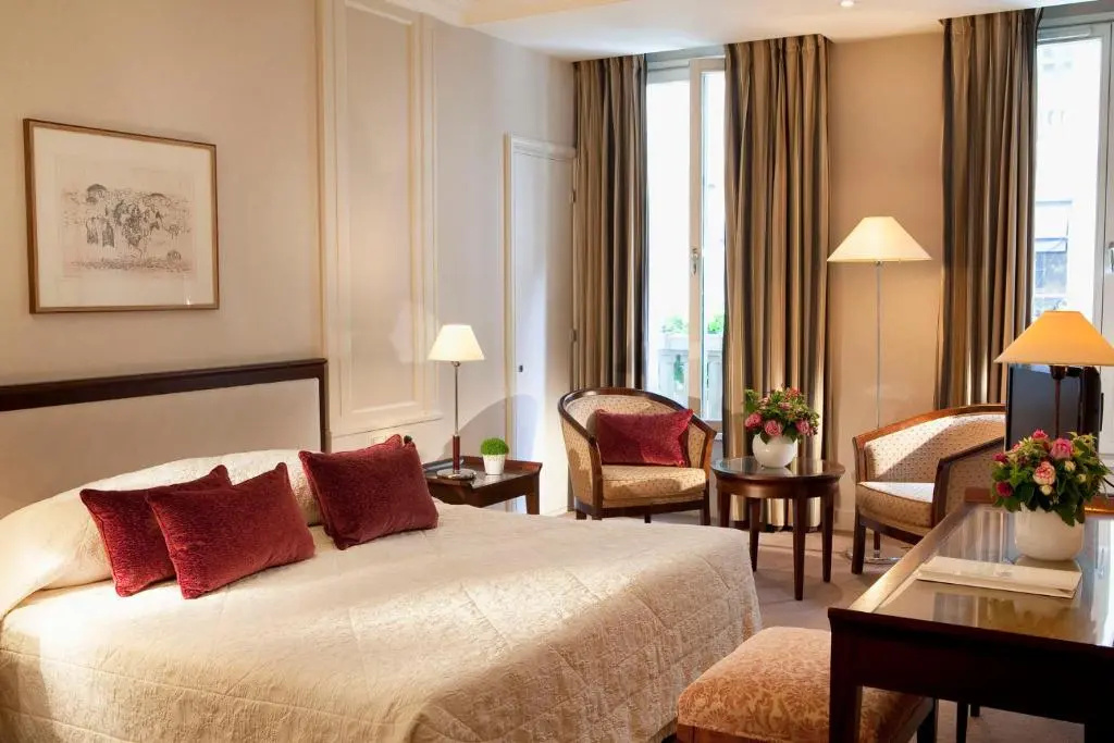 Superior room