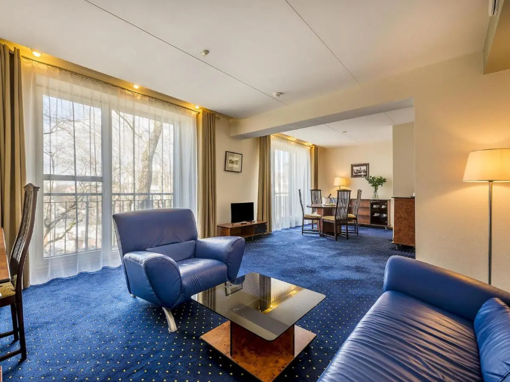 Hotel photo 13