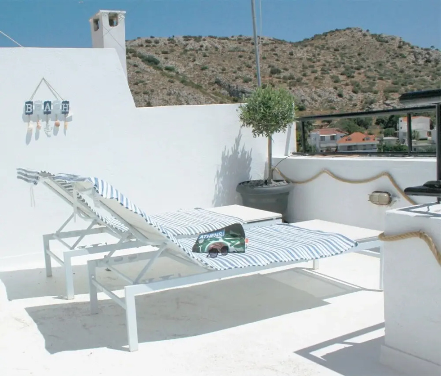 Adelos Apartment with Garden Terrace near Vouliagmeni Beach