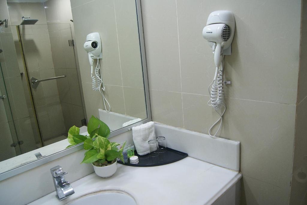 Tang Dynasty Park Hotel