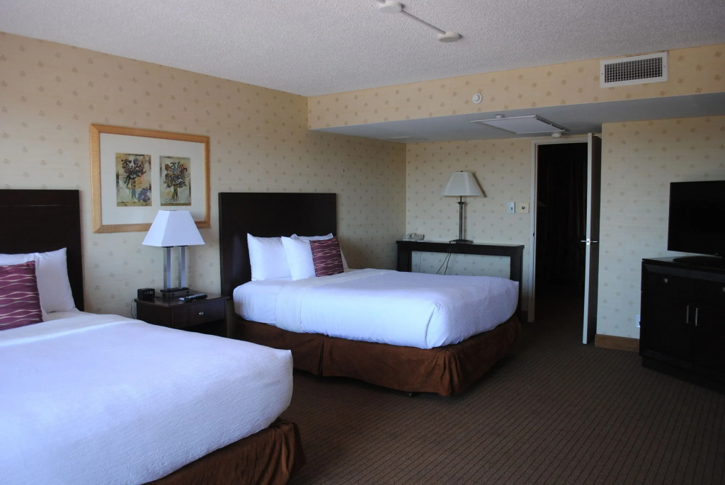 Embassy Suites Kansas City Plaza - Général