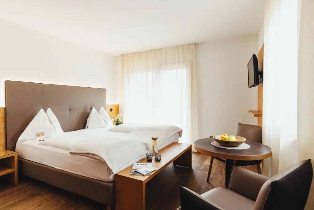 Superior Double room (full double bed)